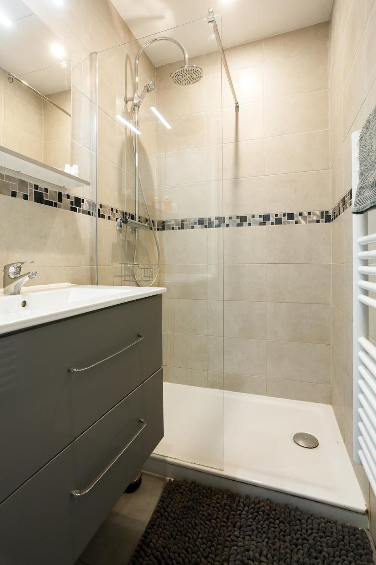 L'Escapade Parisienne Apartment Aulnay-sous-Bois Luaran gambar